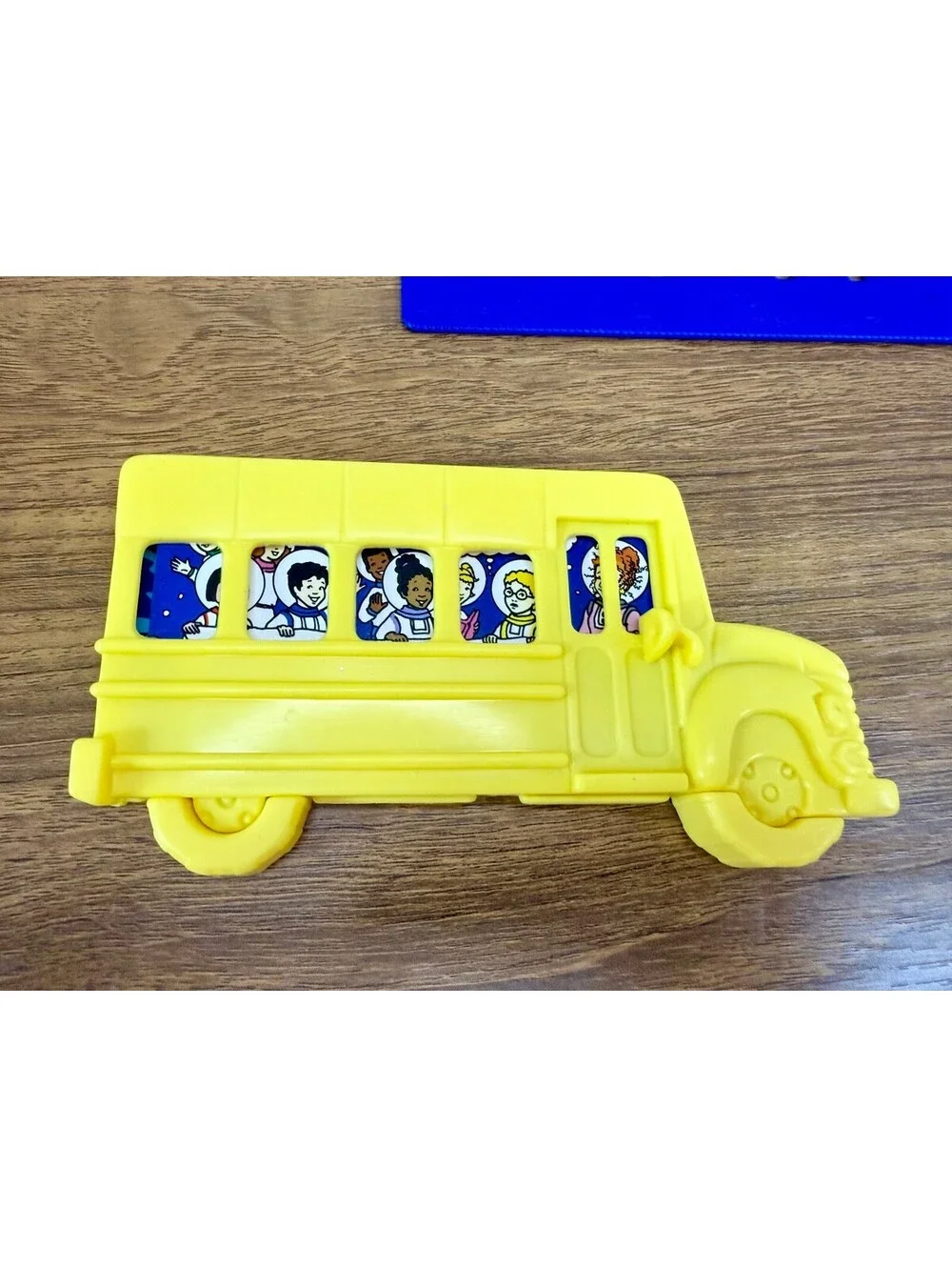 Vintage 1994 McDonald's Magic School Bus Happy Meal Toys Collector Cards Rulers